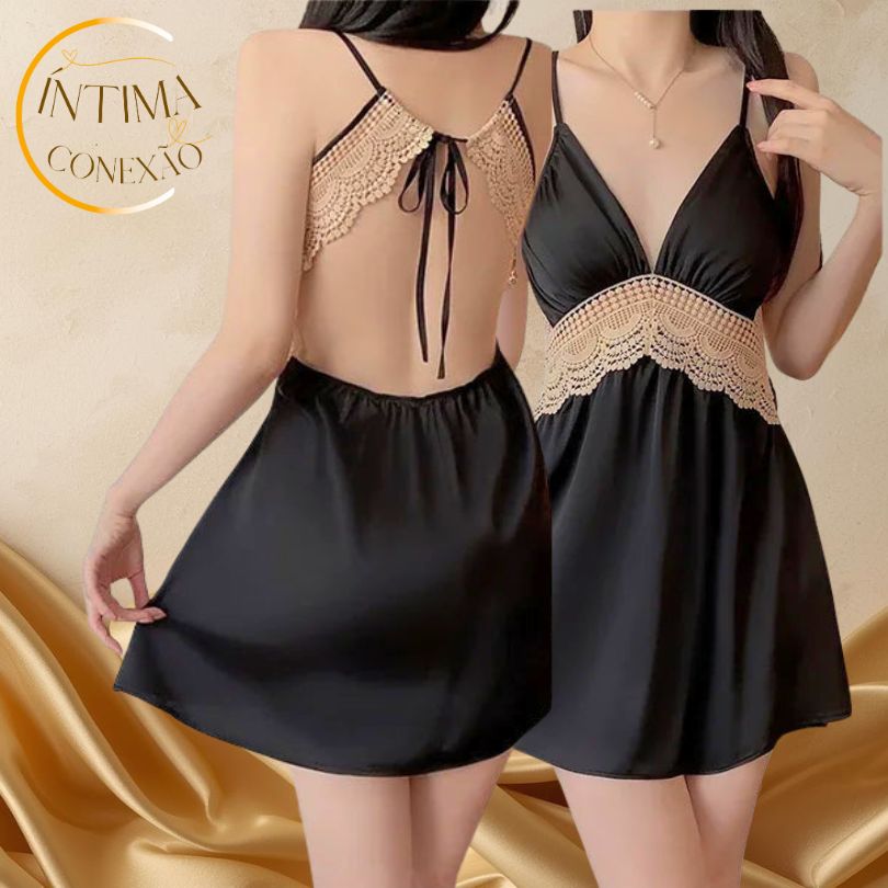 This piece, with delicate lace at the waist, redefines the luxury of being at home.