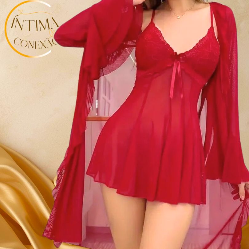 This voile set: the nightdress embraces your body while the long-sleeved robe drapes your shoulders with lightness and grace.